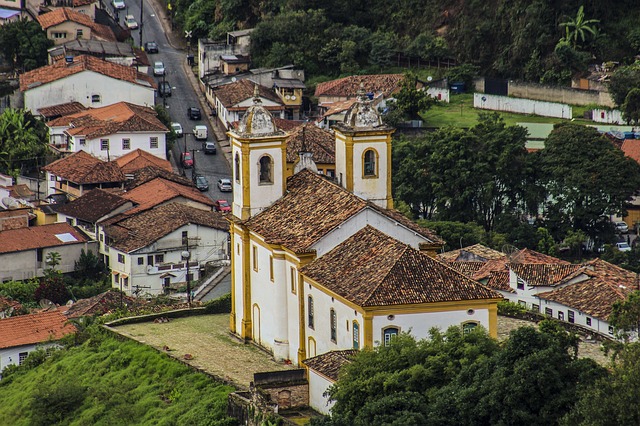 Quatro lugares para conhecer e se encantar em Minas Gerais